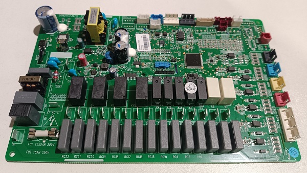 Versati III elektroninė valdymo plokštė  ZF335E